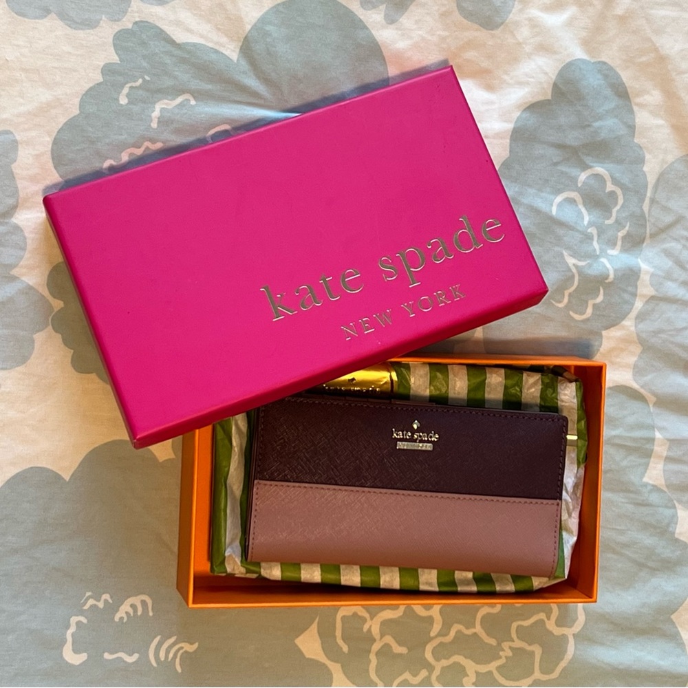 NWT Kate Spade Cameron Street Stacy Wallet - Pink and Maroon